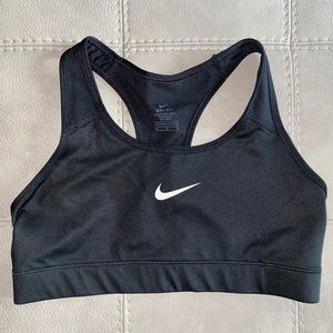 Nike drifit sports bra black